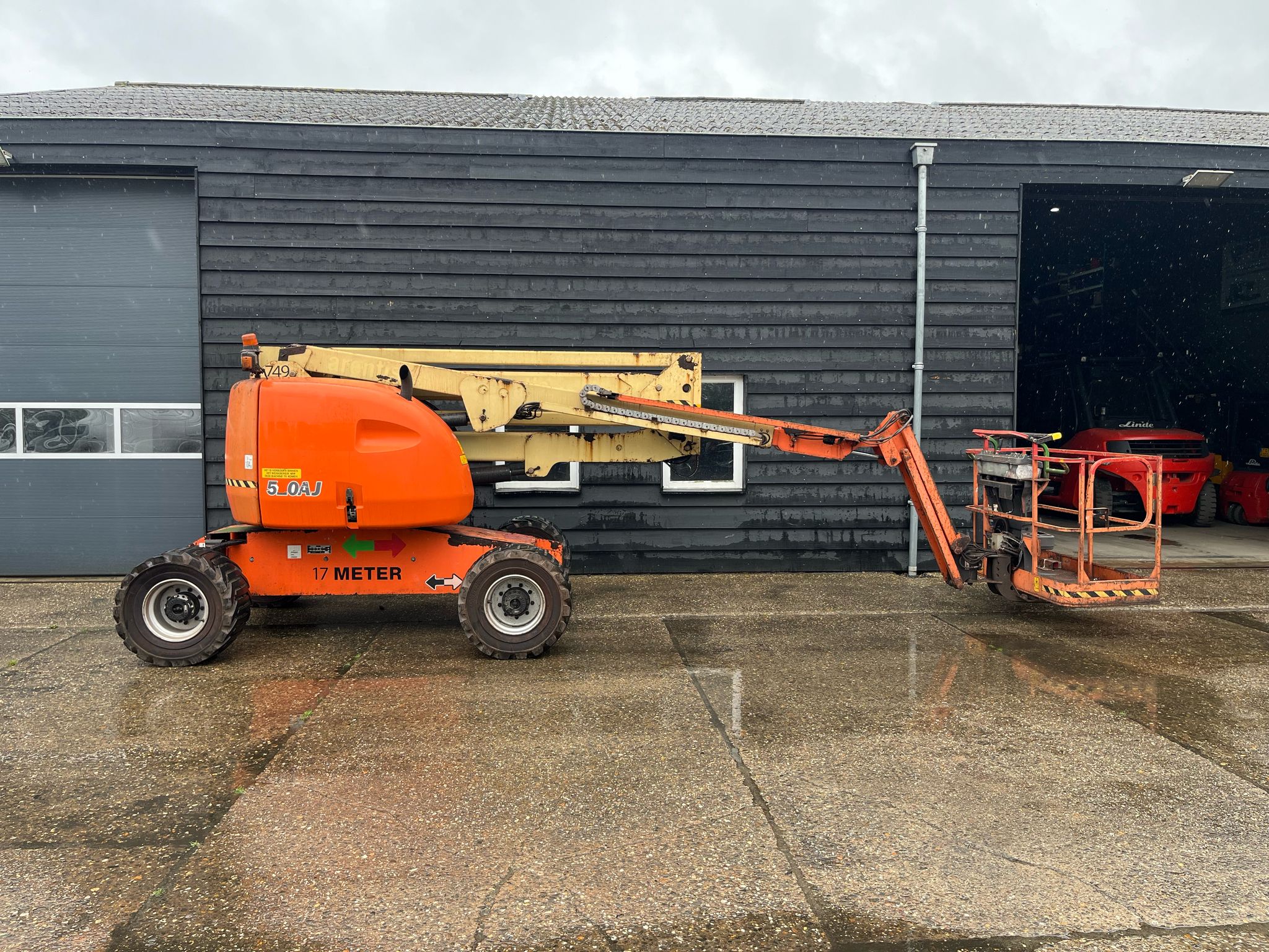 Sold -Articulated Boom Lift